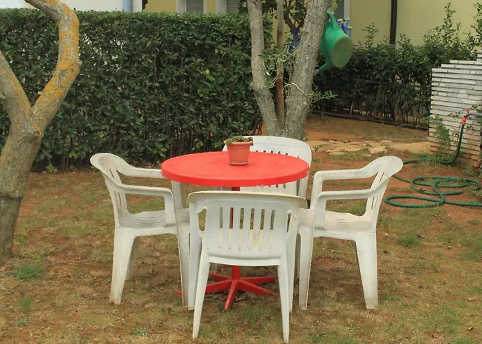 Apartman With A Parking Space - 7328