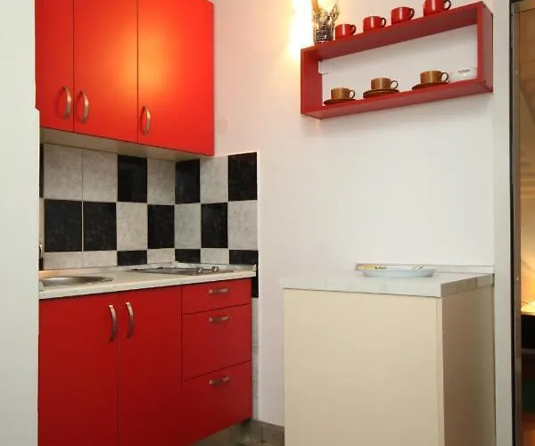 With A Parking Space - 7328 * Medulin