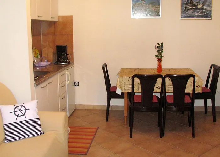 With A Parking Space - 7328 Apartman Medulin